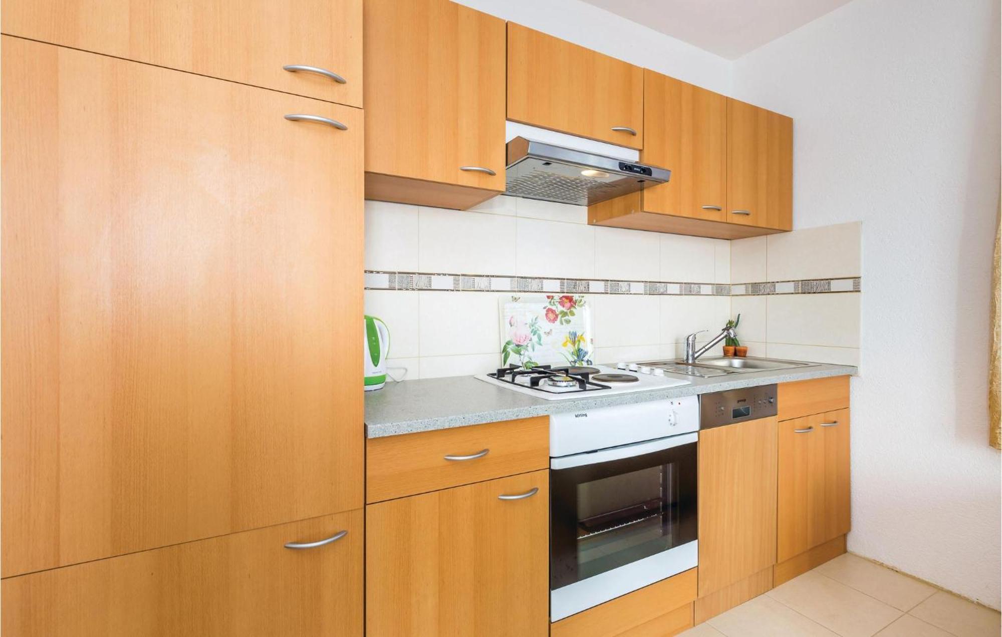 Stunning Apartment In Mošćenička Draga Esterno foto