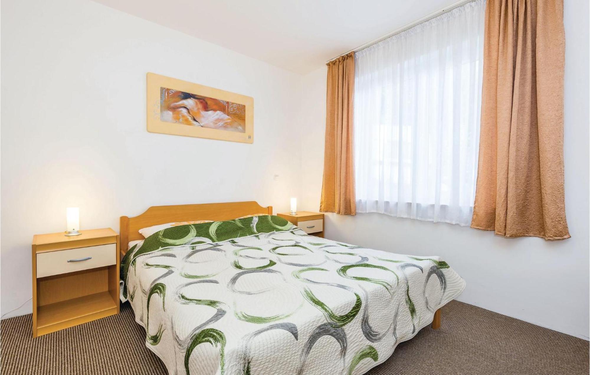 Stunning Apartment In Mošćenička Draga Esterno foto
